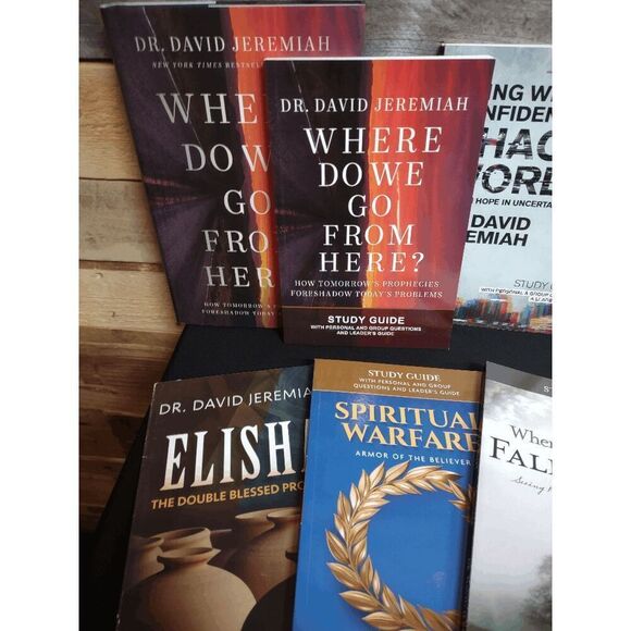 Lot of 8 David Jeremiah Bks/Study Guide - Spiritual Warfare, Elisha, and More - Picture 3 of 3